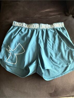Under Armour Women's Teal Elastic-Waist Athletic Shorts
